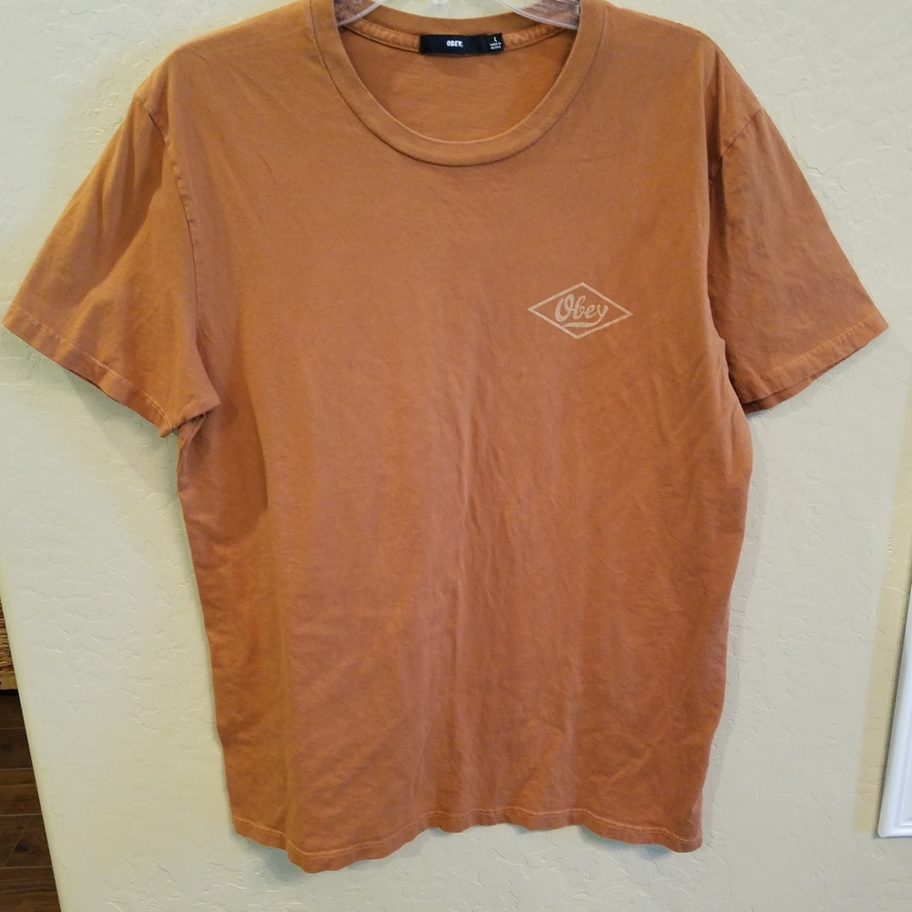 Obey tee shirt